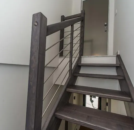 公寓 Residenza Decimina 瓦伦纳