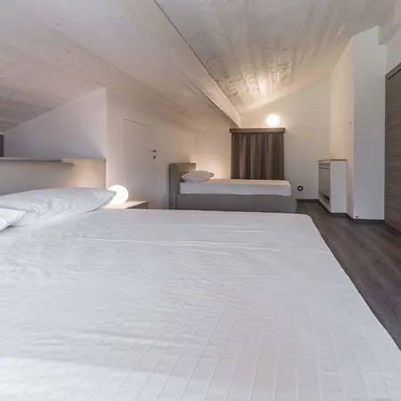 Daire Residenza Decimina Varenna