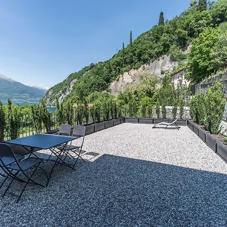 Residenza Decimina * 瓦伦纳