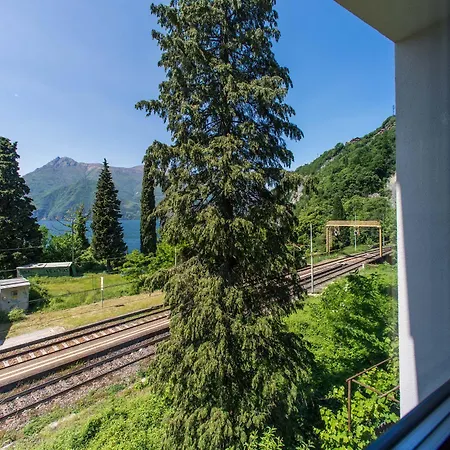 Residenza Decimina Varenna