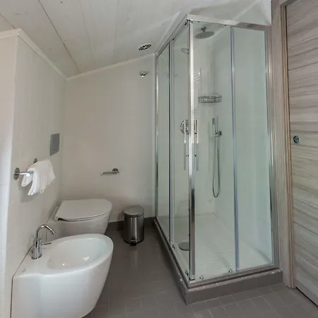 Residenza Decimina * 瓦伦纳